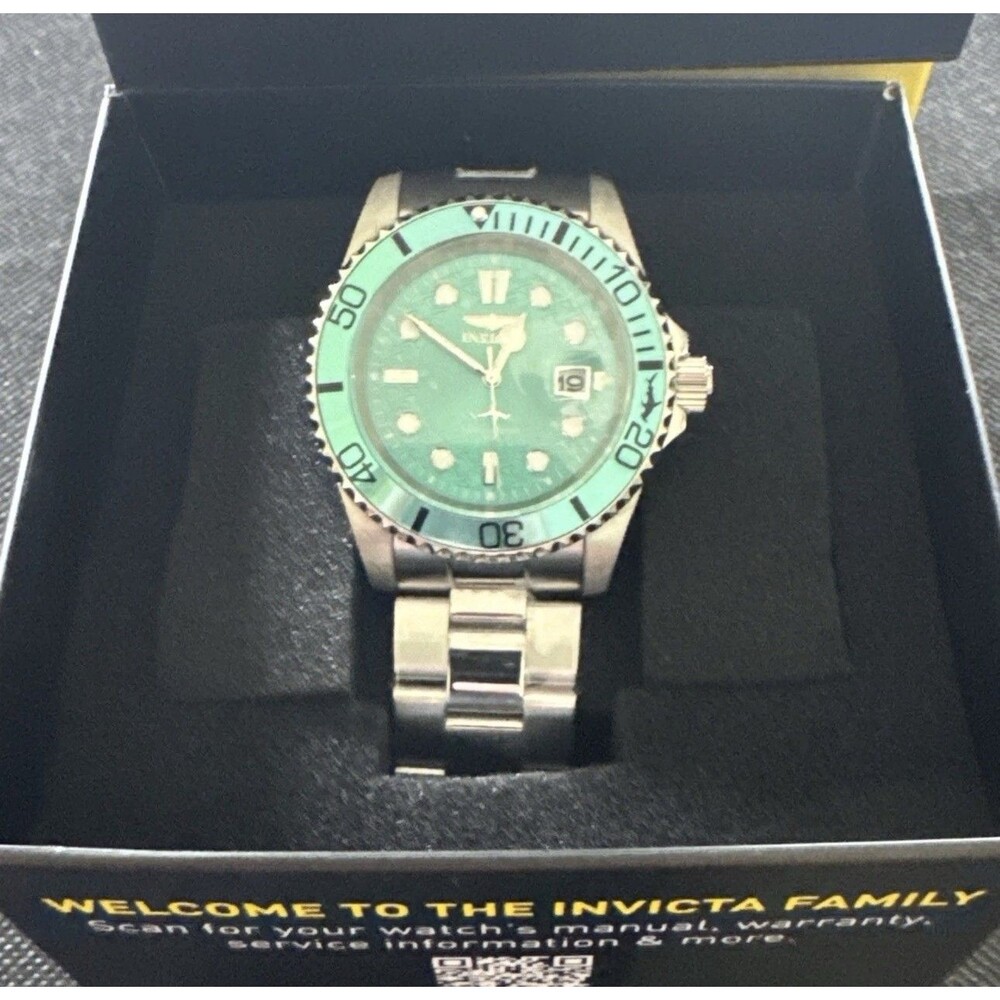 Invicta Pro Diver 43mm Teal/Turquoise Dial/Bezel 200m Steel Bracelet Date w/Box